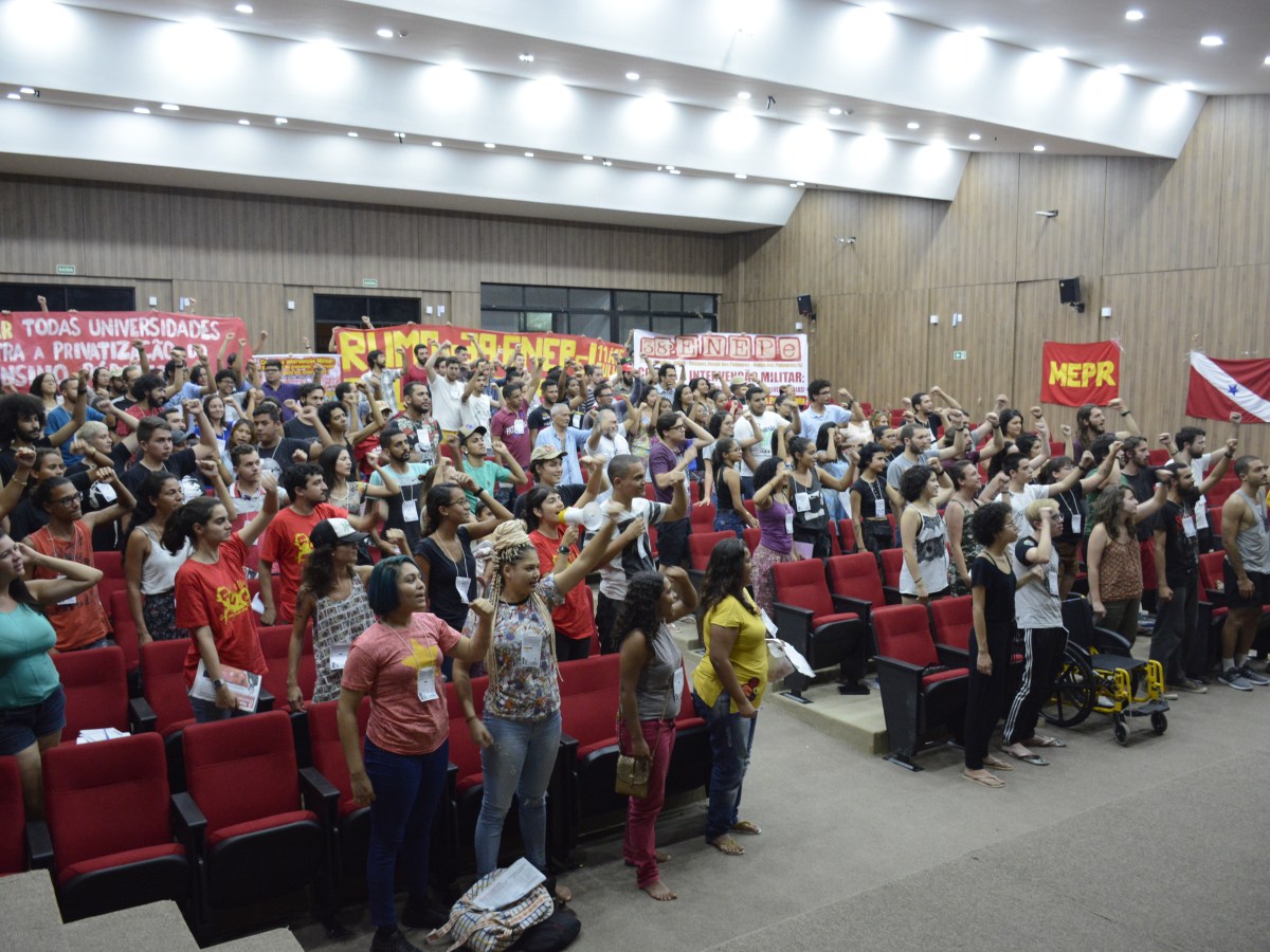 Plenária Inicial do 38º convoca Grande Manifestação na UFAL!